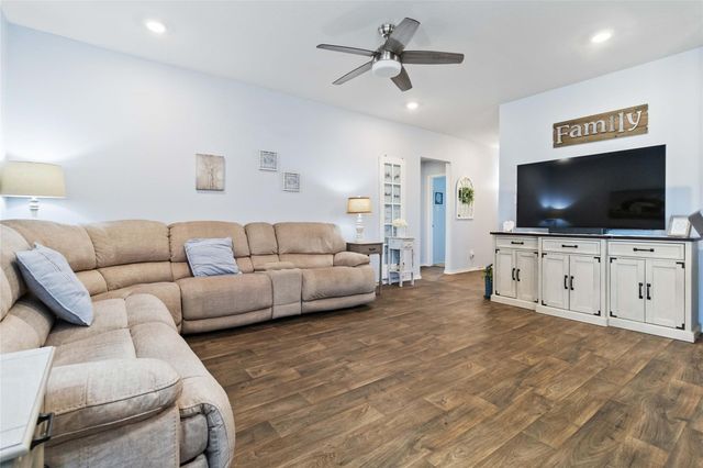 215 WHIPPORWILL LN, San Marcos, TX 78666
