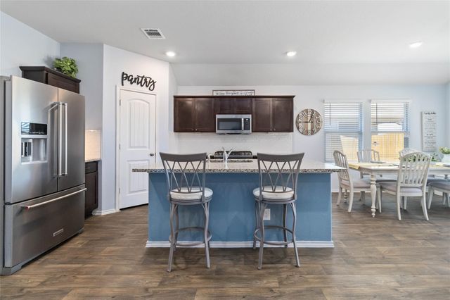 215 WHIPPORWILL LN, San Marcos, TX 78666