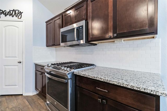 215 WHIPPORWILL LN, San Marcos, TX 78666
