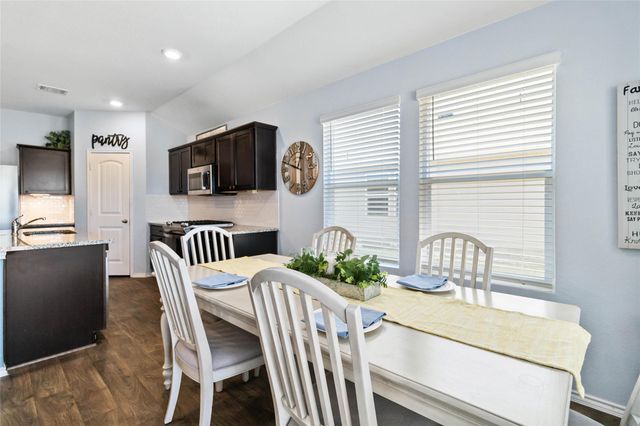 215 WHIPPORWILL LN, San Marcos, TX 78666