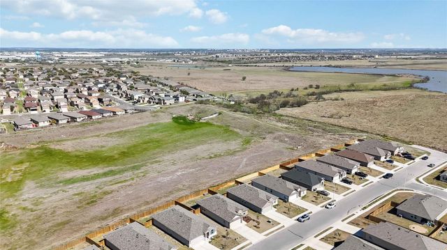 215 WHIPPORWILL LN, San Marcos, TX 78666