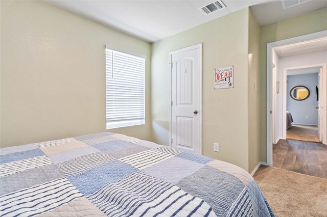 215 WHIPPORWILL LN, San Marcos, TX 78666