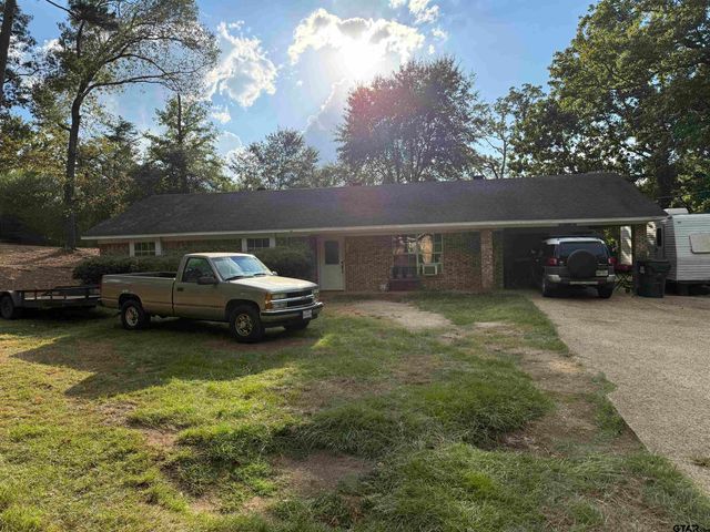 10286 Creek Bend Dr, Tyler, TX 75707