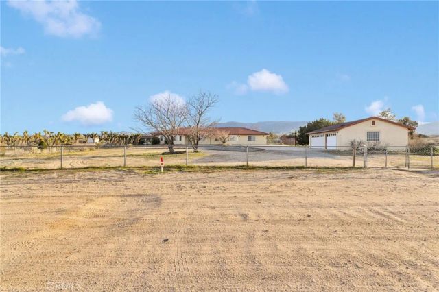 329 Lindero Road, Pinon Hills, CA 92372