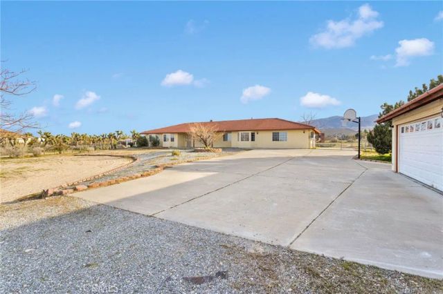 329 Lindero Road, Pinon Hills, CA 92372