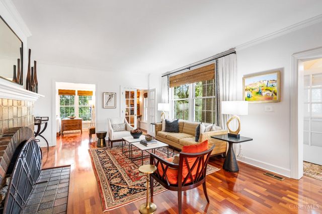 3246 Observatory Avenue, Cincinnati, OH 45208