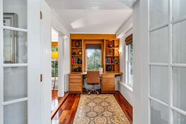 3246 Observatory Avenue, Cincinnati, OH 45208