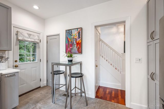 3246 Observatory Avenue, Cincinnati, OH 45208