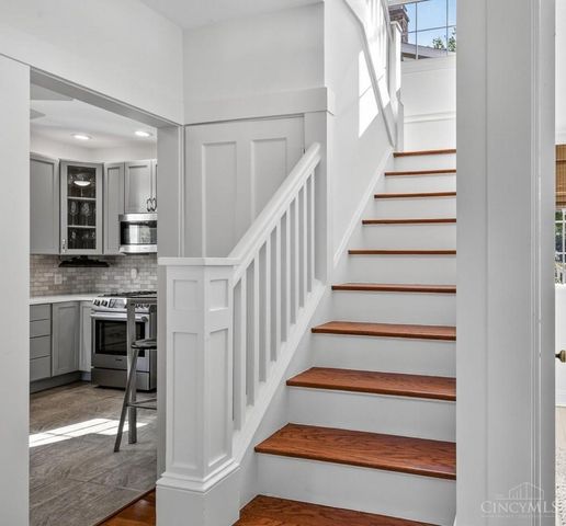 3246 Observatory Avenue, Cincinnati, OH 45208