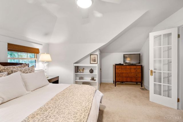 3246 Observatory Avenue, Cincinnati, OH 45208