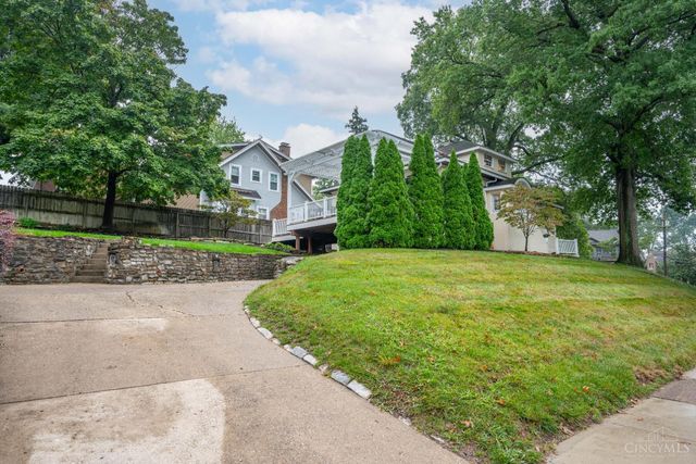 3246 Observatory Avenue, Cincinnati, OH 45208