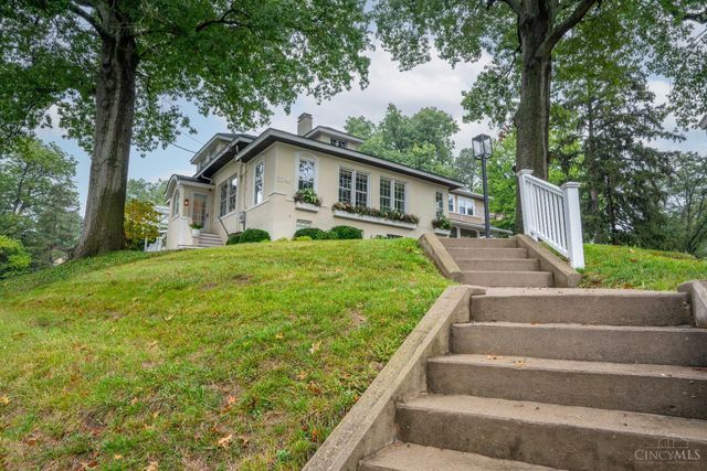 3246 Observatory Avenue, Cincinnati, OH 45208