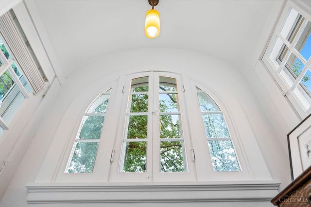 3246 Observatory Avenue, Cincinnati, OH 45208