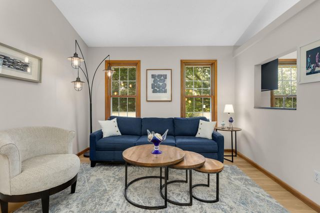 2307 Grange Avenue N, Oakdale, MN 55128