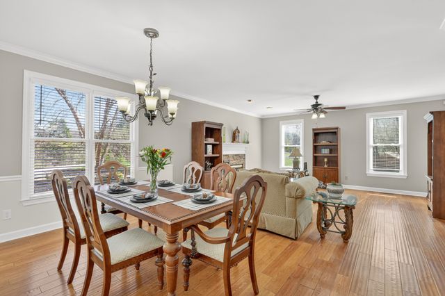 2082 Canoe Branch Rd, Lebanon, TN 37087