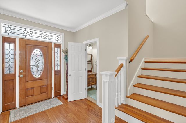 2082 Canoe Branch Rd, Lebanon, TN 37087