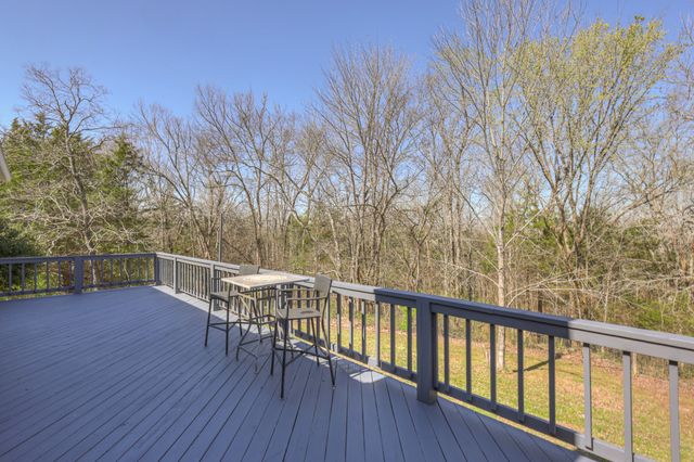 2082 Canoe Branch Rd, Lebanon, TN 37087