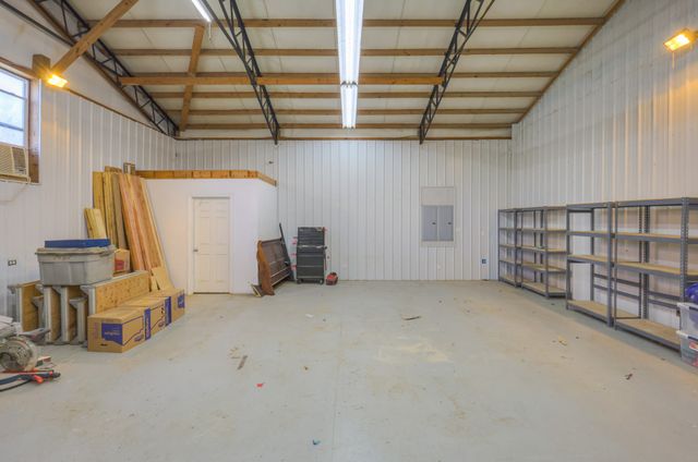 2082 Canoe Branch Rd, Lebanon, TN 37087