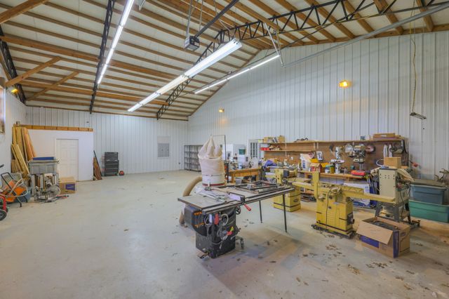 2082 Canoe Branch Rd, Lebanon, TN 37087