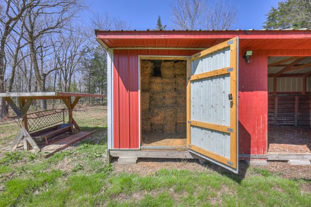 2082 Canoe Branch Rd, Lebanon, TN 37087