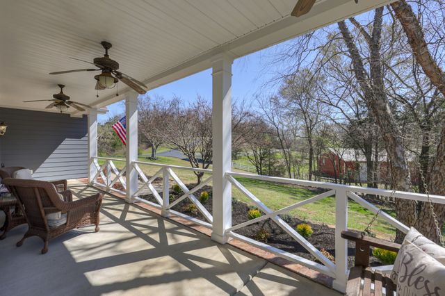 2082 Canoe Branch Rd, Lebanon, TN 37087