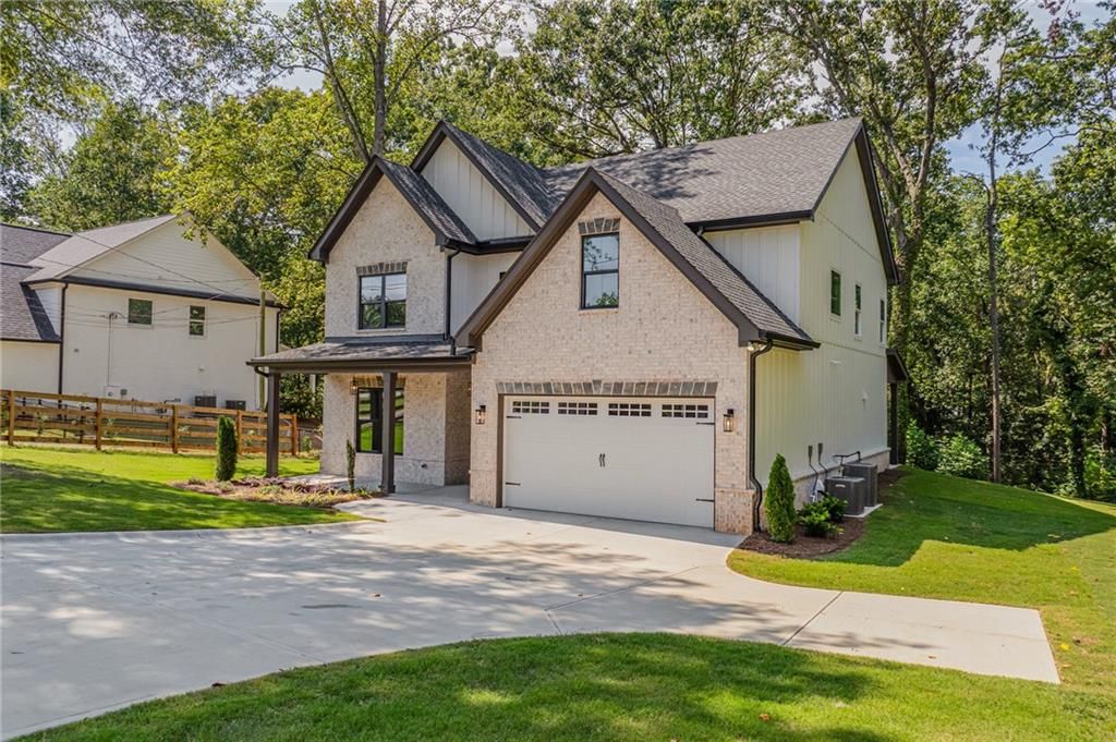 Image 2 of property listing at 3374 Lee Drive, Buford, GA 30518