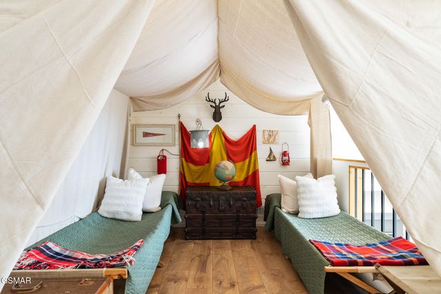 928 Ditney Way, Sevierville, TN 37876