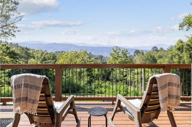 928 Ditney Way, Sevierville, TN 37876