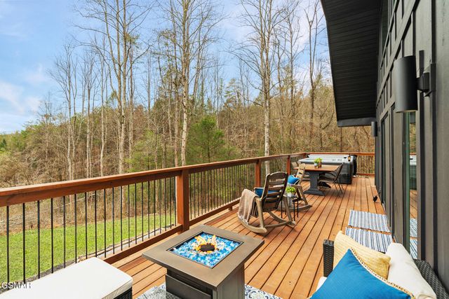 928 Ditney Way, Sevierville, TN 37876