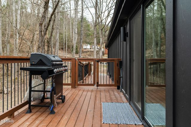 928 Ditney Way, Sevierville, TN 37876