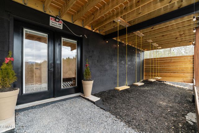 928 Ditney Way, Sevierville, TN 37876