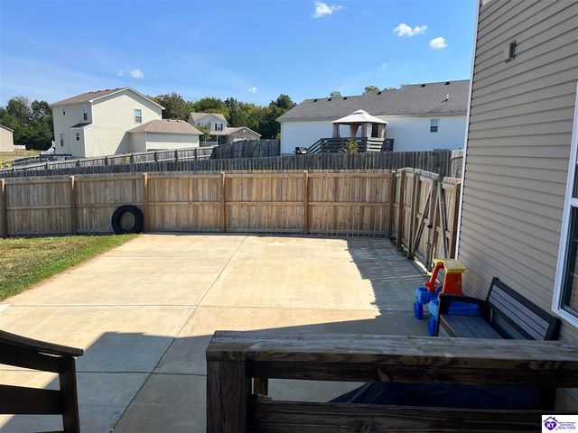 204 Emerson Drive, Elizabethtown, KY 42701