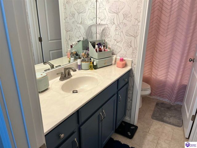 204 Emerson Drive, Elizabethtown, KY 42701