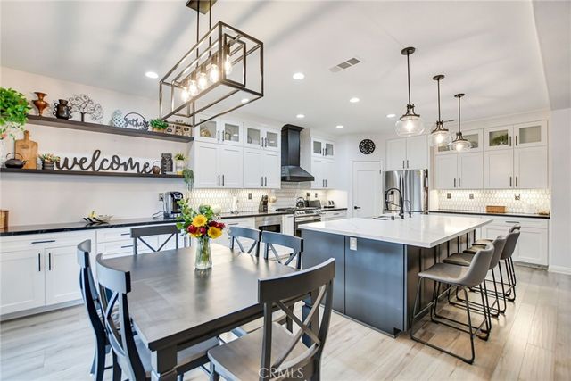 1026 Sundew Way, San Jacinto, CA 92582