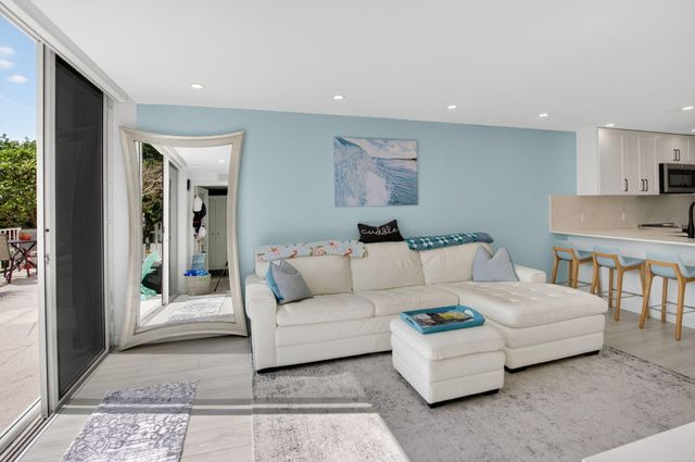 769 Jeffery Street 2-104, Boca Raton, FL 33487
