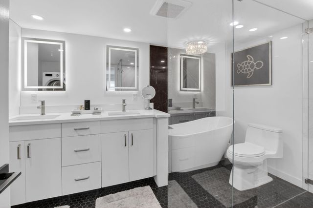 769 Jeffery Street 2-104, Boca Raton, FL 33487
