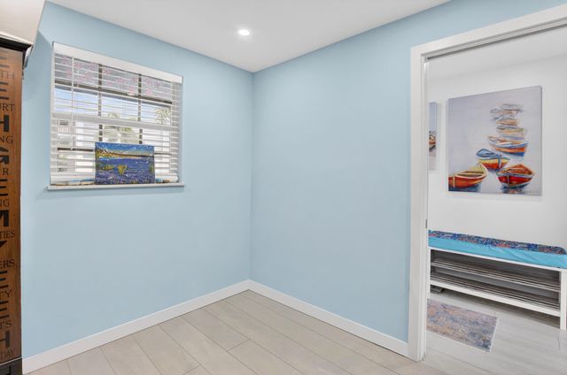 769 Jeffery Street 2-104, Boca Raton, FL 33487