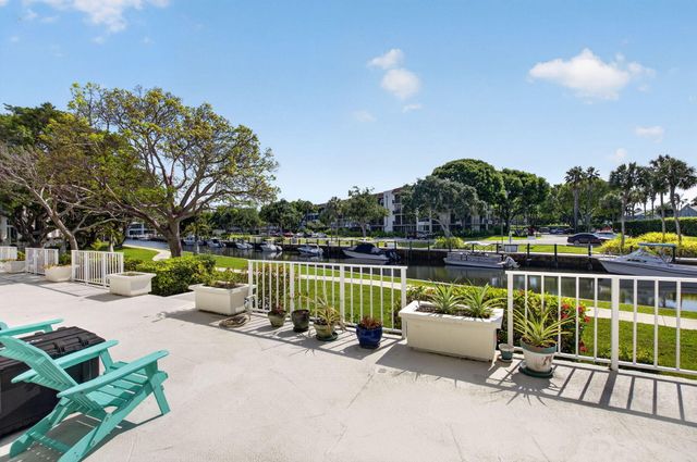 769 Jeffery Street 2-104, Boca Raton, FL 33487