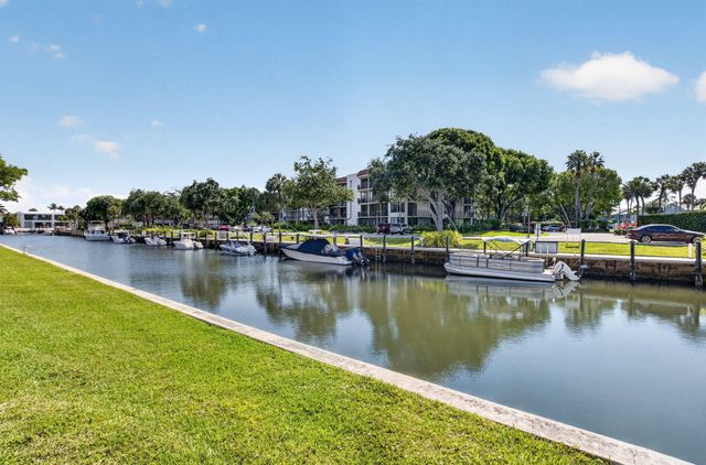 769 Jeffery Street 2-104, Boca Raton, FL 33487