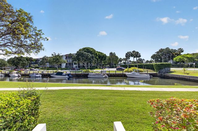 769 Jeffery Street 2-104, Boca Raton, FL 33487