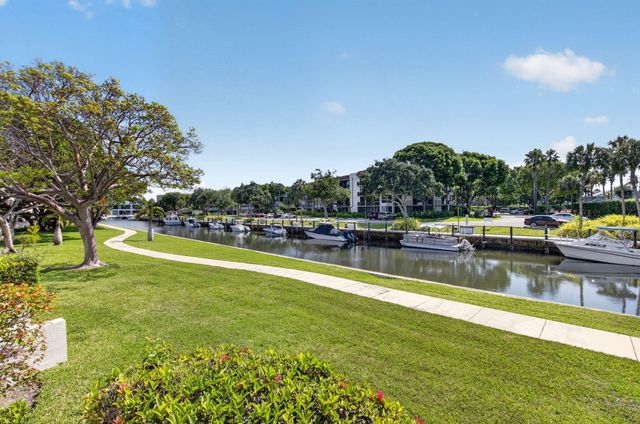 769 Jeffery Street 2-104, Boca Raton, FL 33487