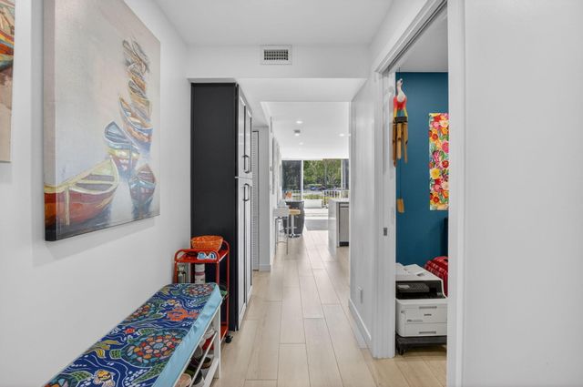 769 Jeffery Street 2-104, Boca Raton, FL 33487