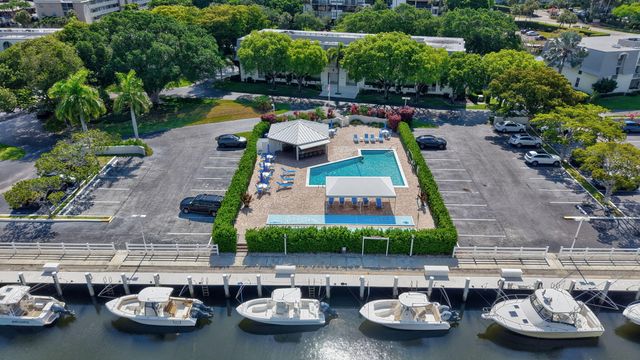 769 Jeffery Street 2-104, Boca Raton, FL 33487