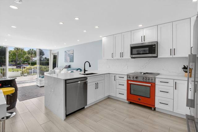 769 Jeffery Street 2-104, Boca Raton, FL 33487
