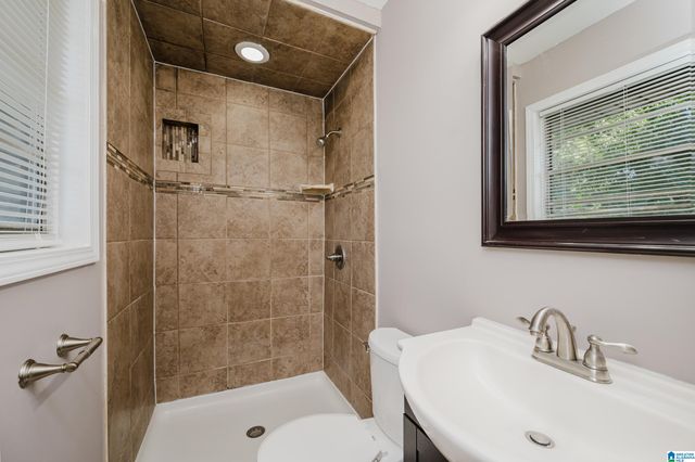 3314 WENTWOOD CIRCLE, Adamsville, AL 35005
