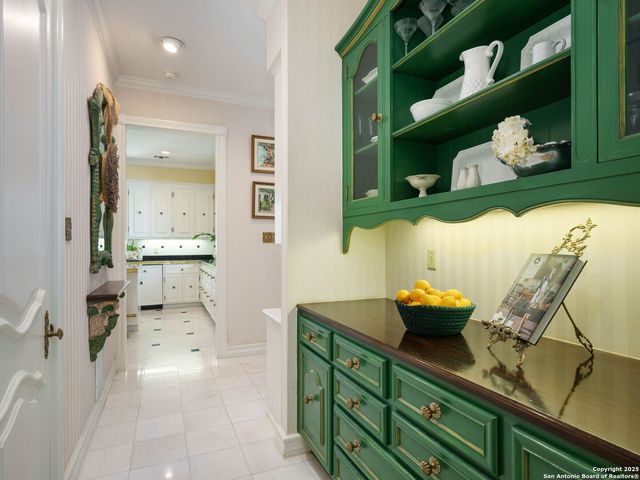 7 Lazy Hollow, San Antonio, TX 78230