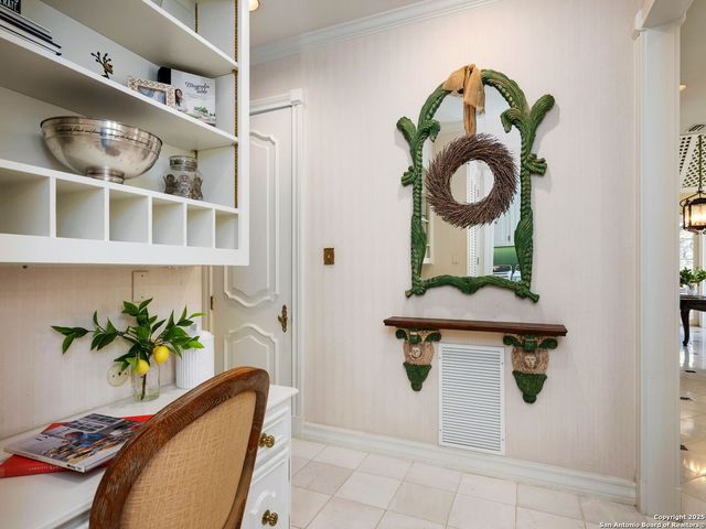 7 Lazy Hollow, San Antonio, TX 78230