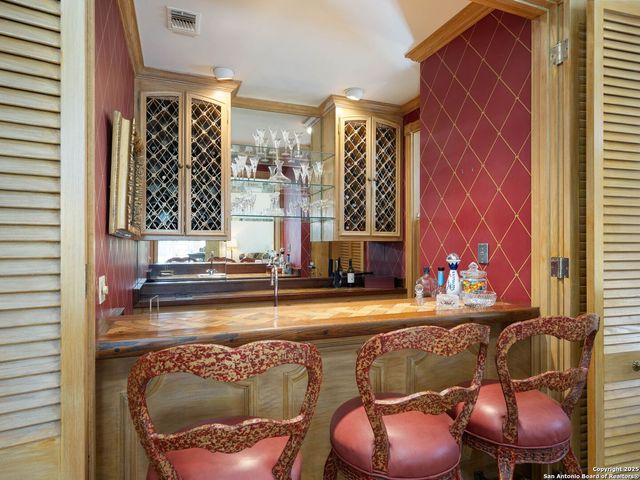 7 Lazy Hollow, San Antonio, TX 78230