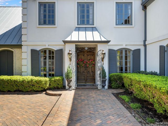 7 Lazy Hollow, San Antonio, TX 78230