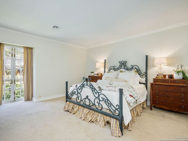 7 Lazy Hollow, San Antonio, TX 78230